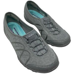 Skechers Relaxed Fit Grey Animal Print Slip-On Shoes Women’s Size 10